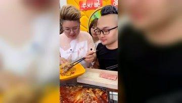娱乐吃瓜酱过年,春节盛宴,盘点娱乐圈那些事儿