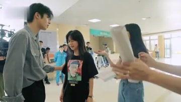 娱乐吃瓜前排,揭秘明星幕后故事